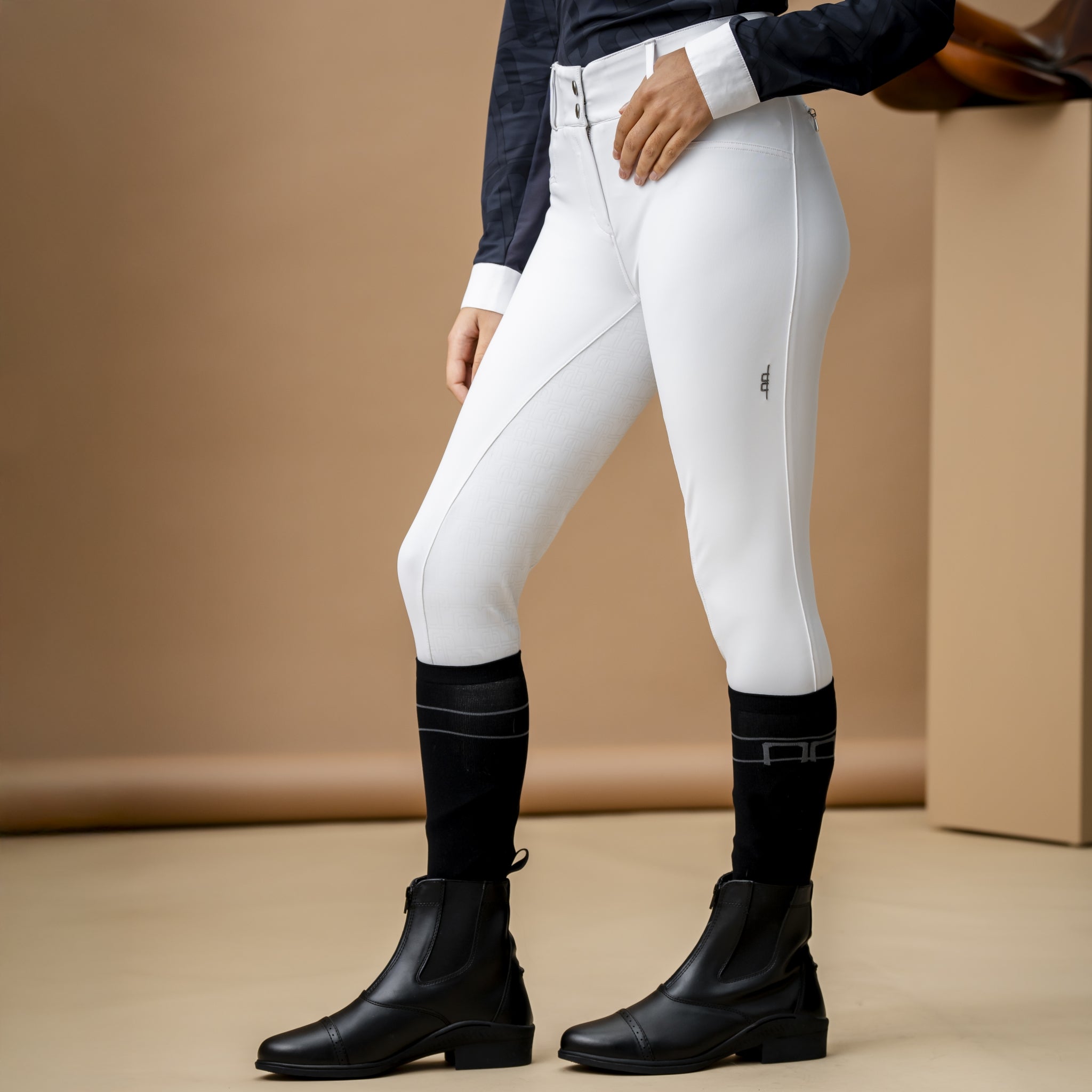 AA Allora Full Seat High Rise Breech