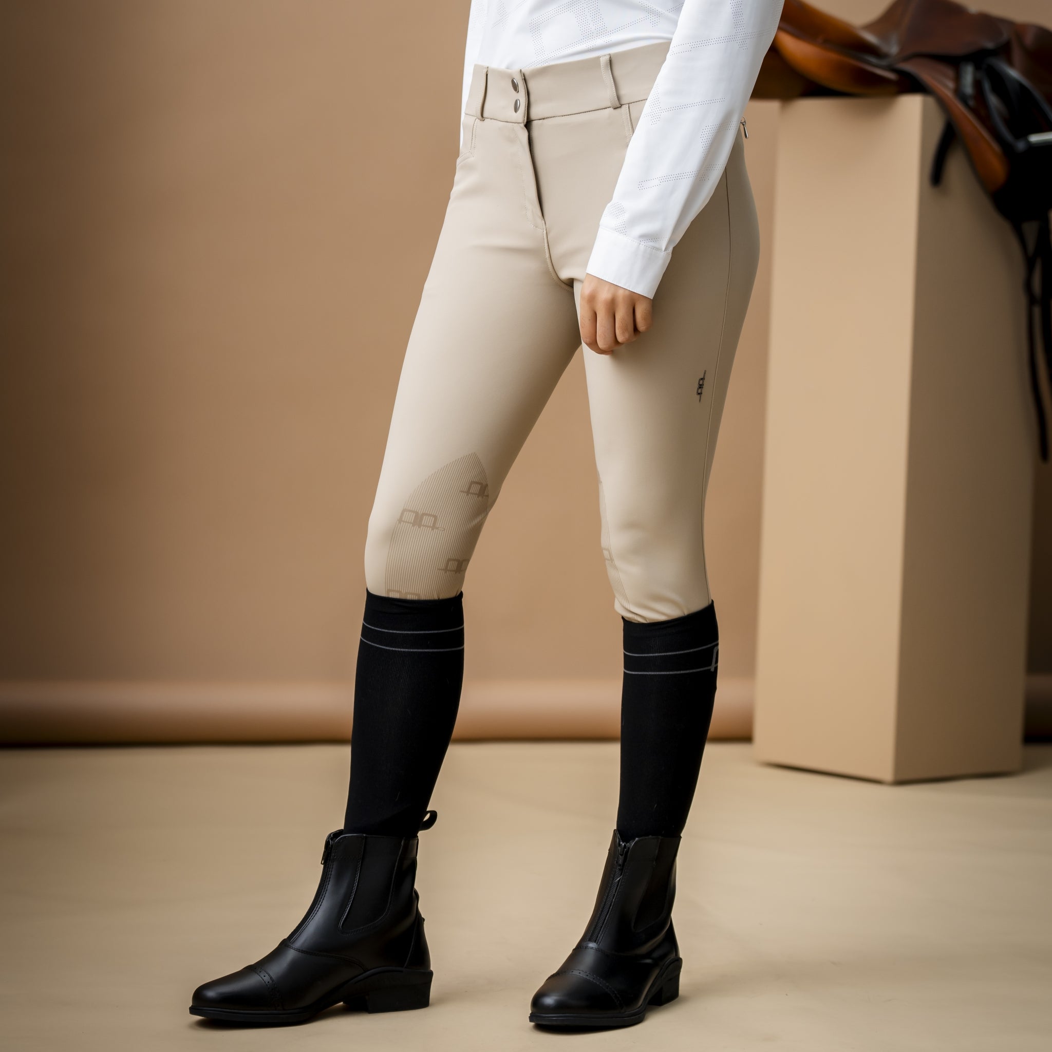 AA Aria Knee Patch Mid Rise Breech