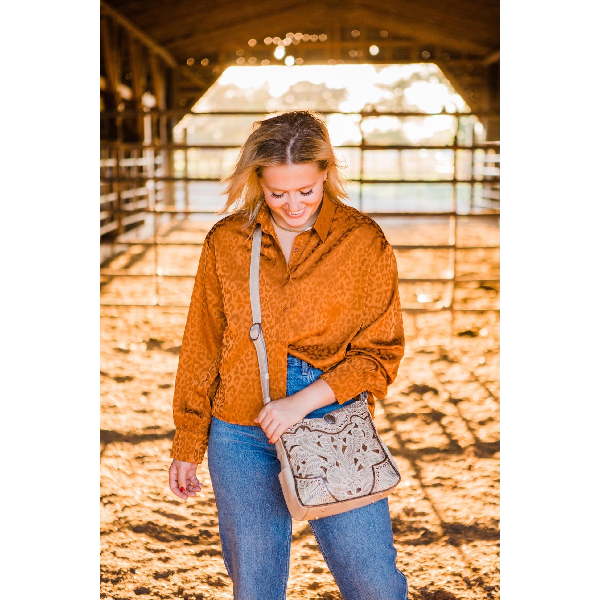 American West Hill Country Messenger Bag