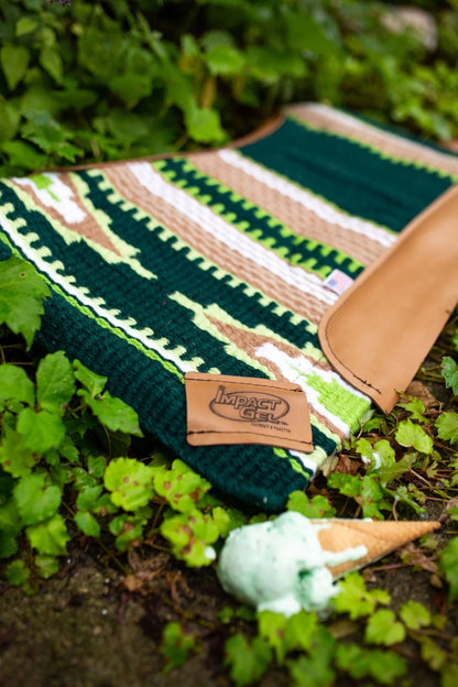 Impact Gel Sweet Treat Contour Cut with Felt Saddle Pad