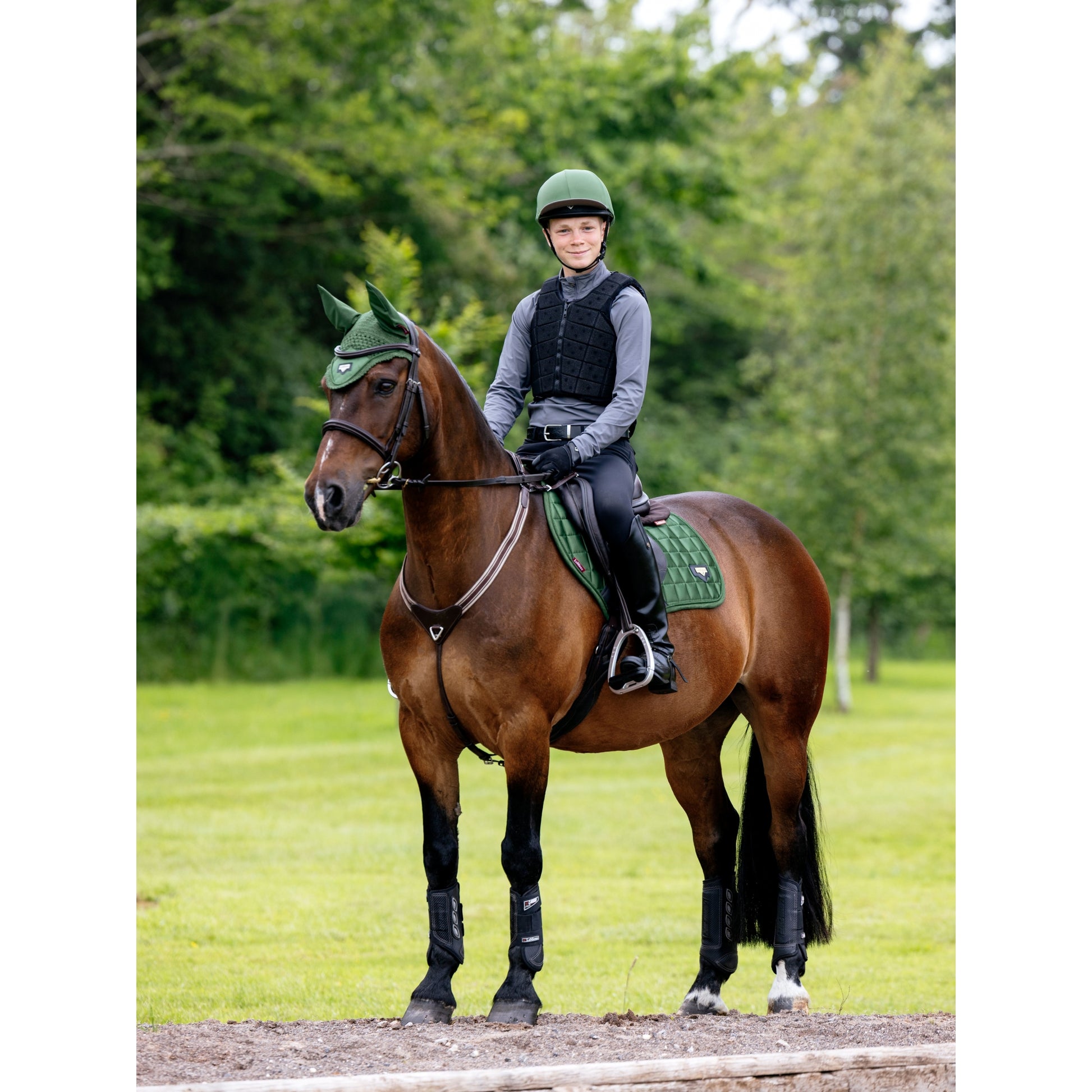 Lemieux Loire Classic Close Contact Square Pad