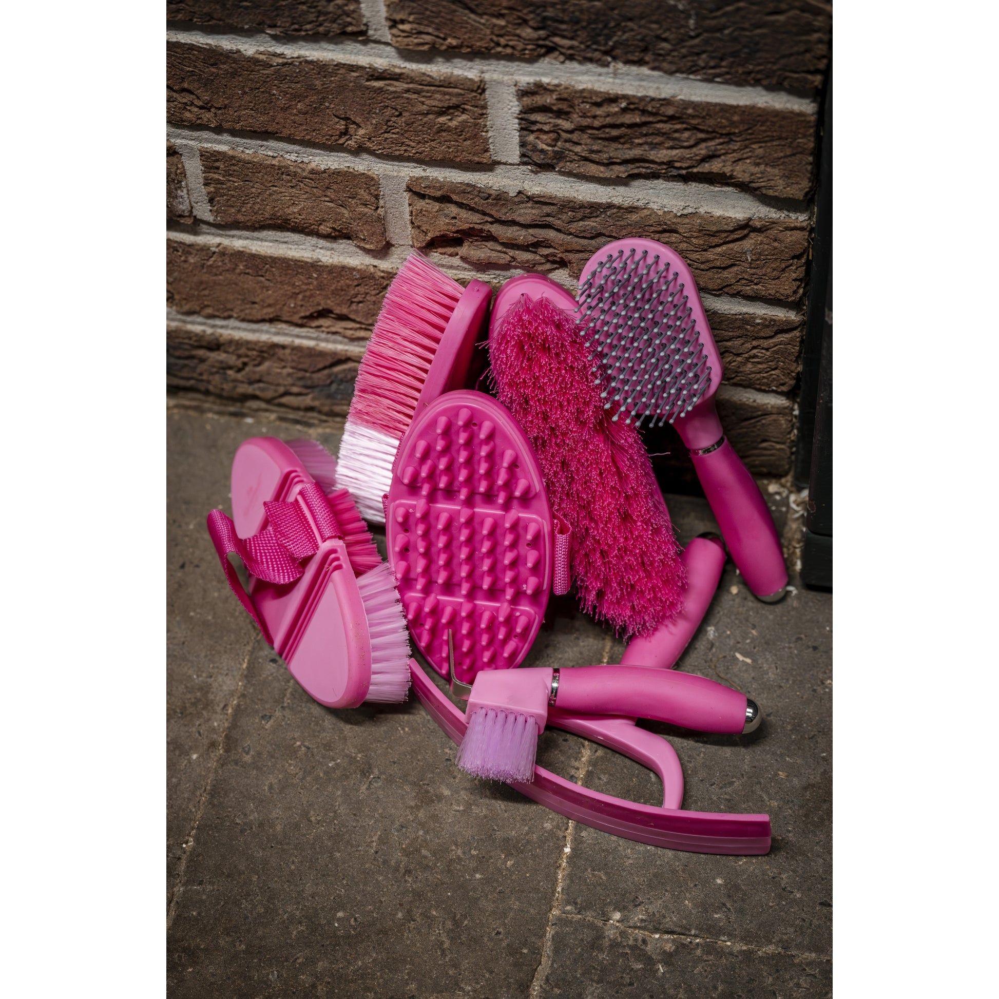 Horseware Newmarket Grooming Brush Set
