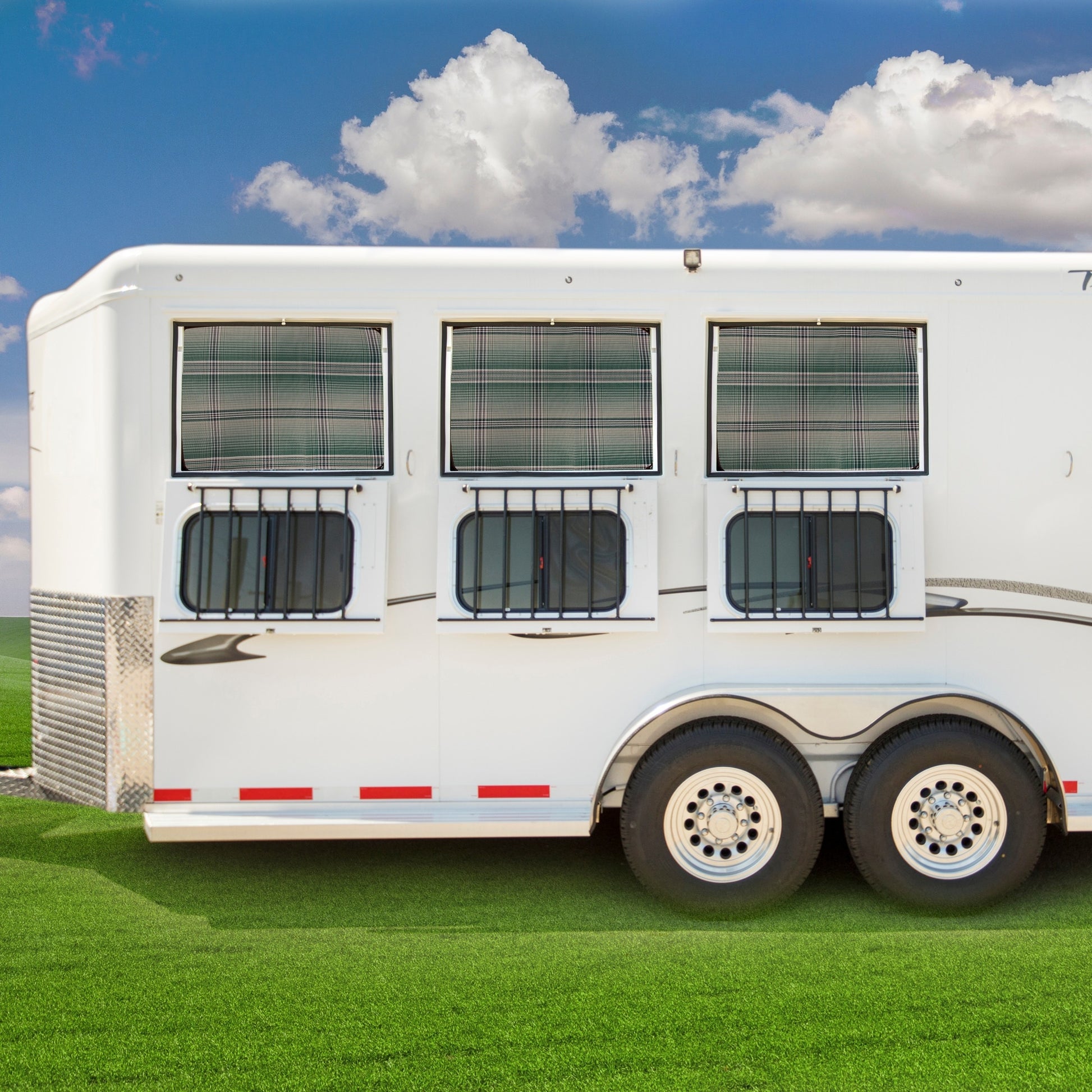 Kensington Trailer Screen