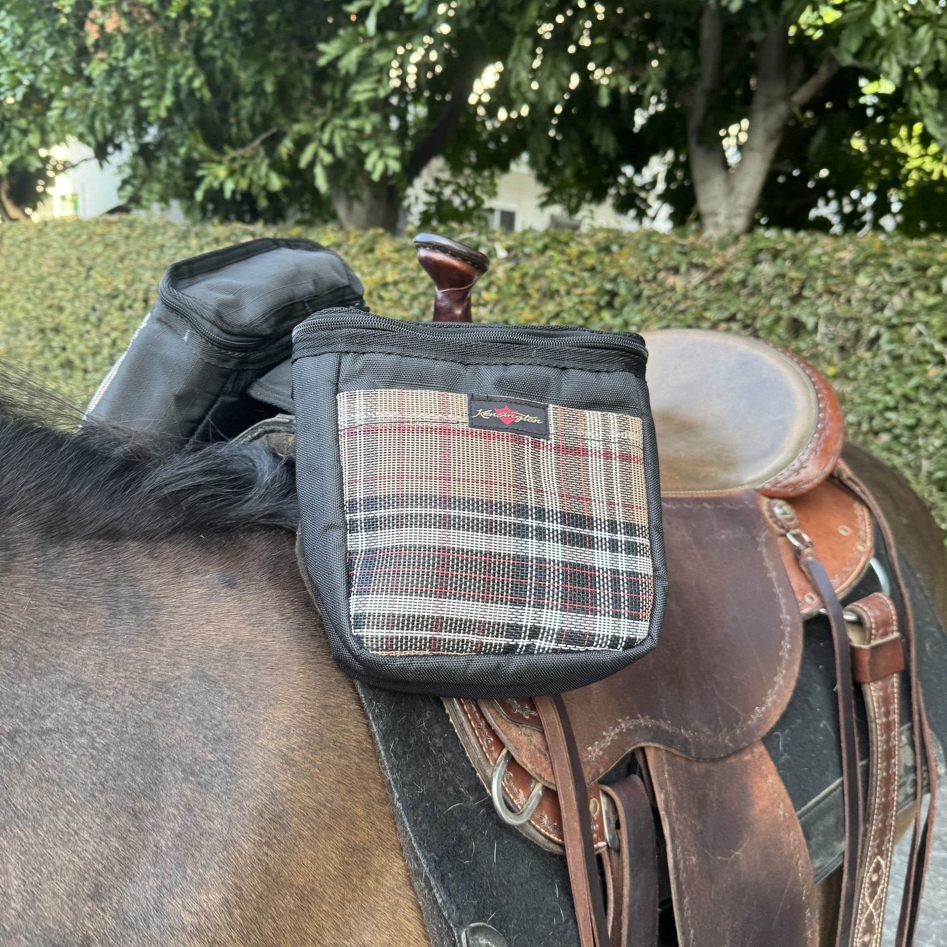Kensington Insulated Western Horn Bag