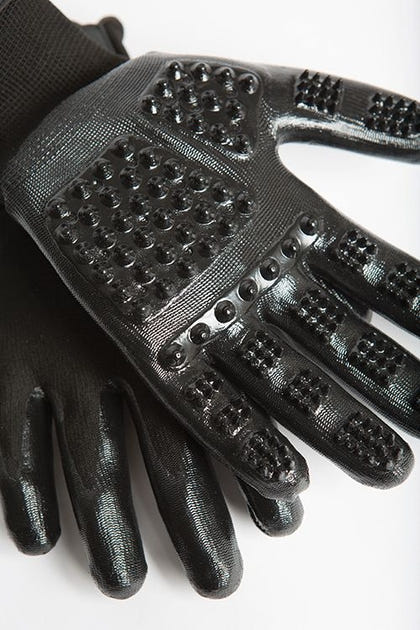 HandsOn Grooming Gloves