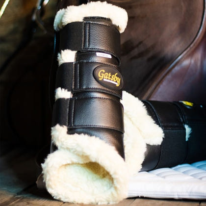 Gatsby Sport Boots Faux Sheepskin
