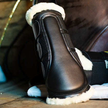 Gatsby Sport Boots Faux Sheepskin