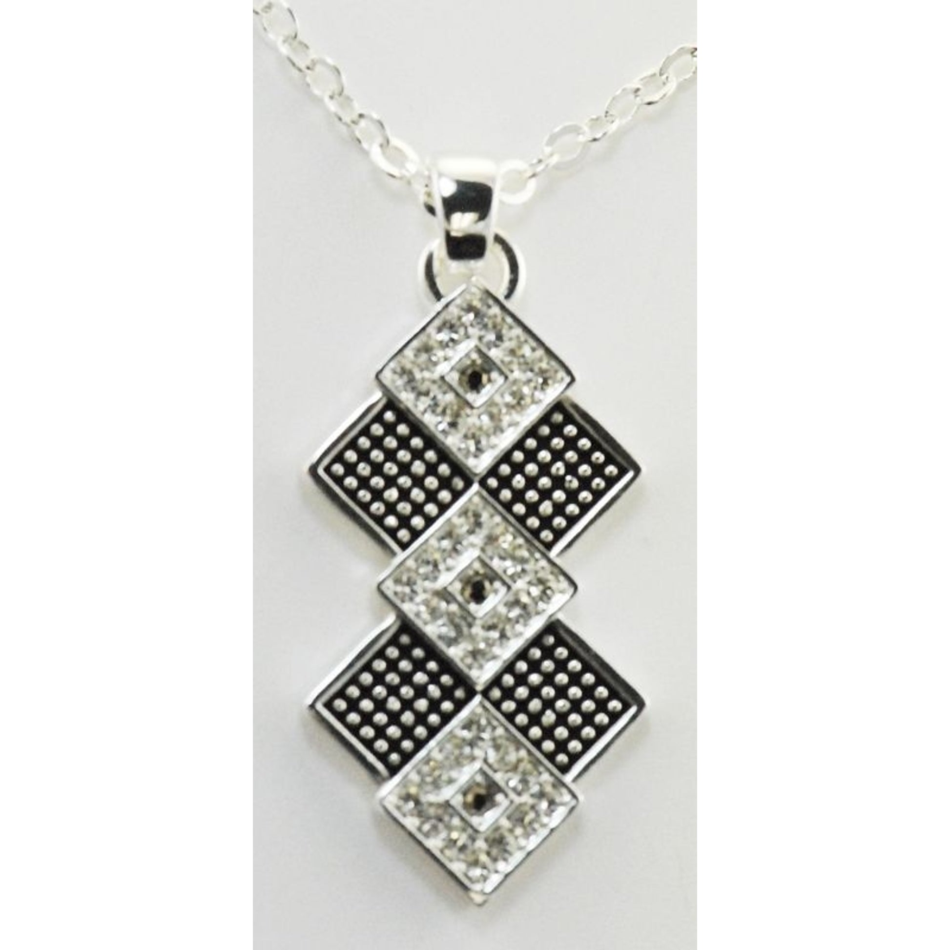 Western Edge Diamond Stone Necklace Crystal