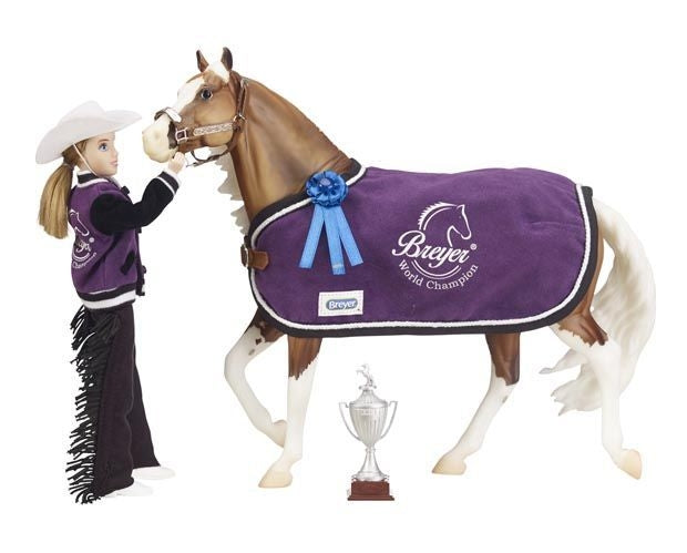 Breyer Trad Tack Winners Circle Acces Set Western