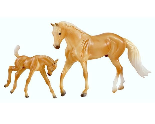 Breyer Classics Palomino Quarter Horse/Foal