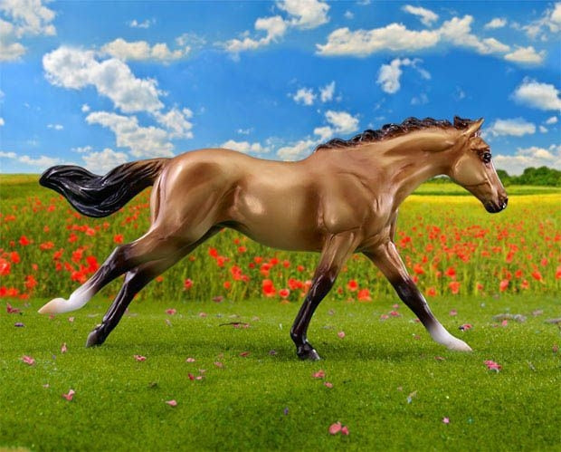 Breyer Bella 2017 Horse of the Year