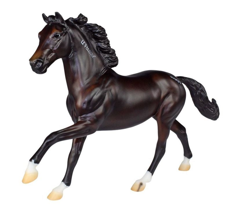 Breyer Series Cobra - Champion Dresage Mustang